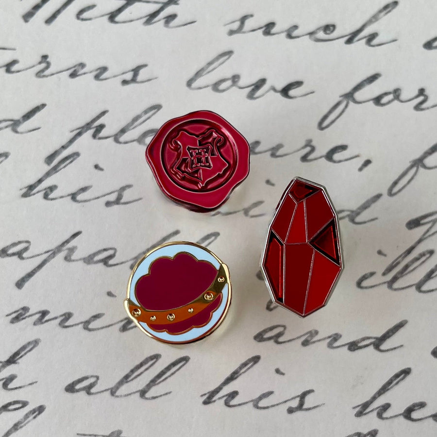 🎁 Ruby Red Pin Set (100% off)